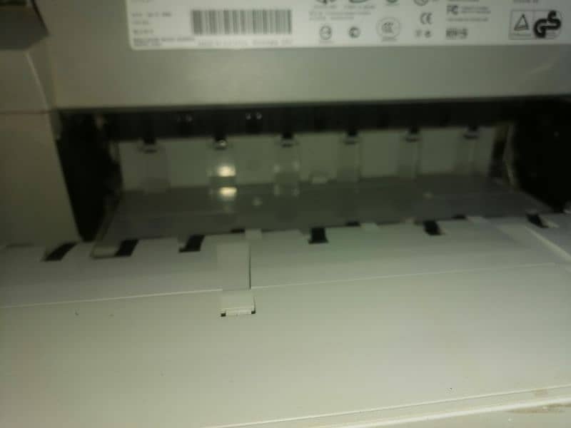 HP Deskjet 9300 printer 4