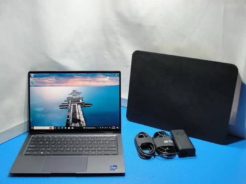 Dell Latitude 9330 12th Gen i7/16GB/512GB 2
