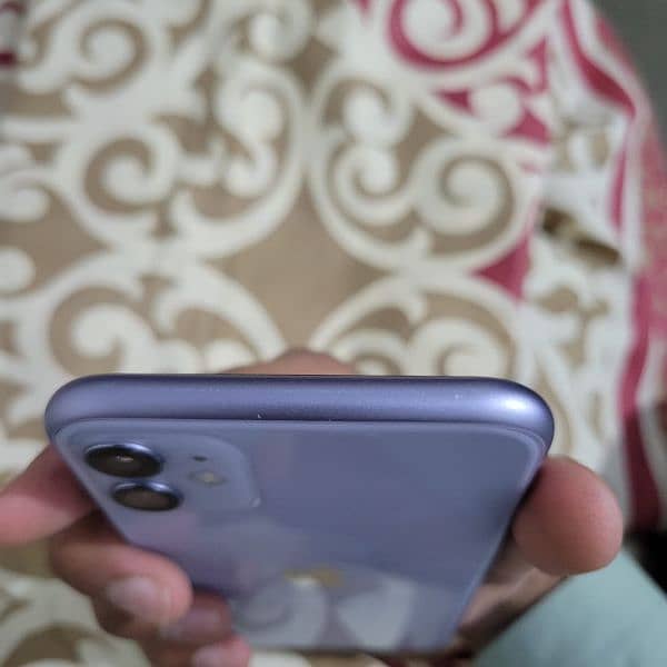 Iphone 11 jv Excellent contion10/10 Contact Whtsapp (03195309996) 6