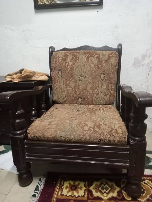 wood sofa for sell 0