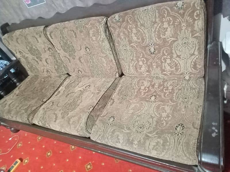 wood sofa for sell 4
