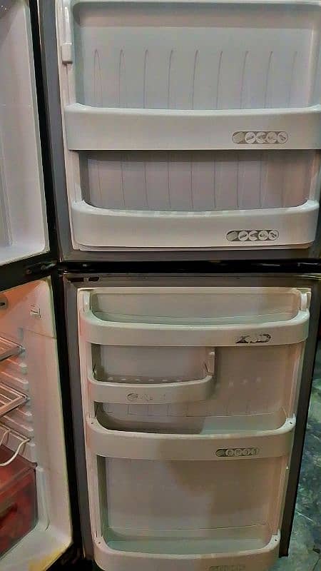 Refrigerator 12 cubic 6