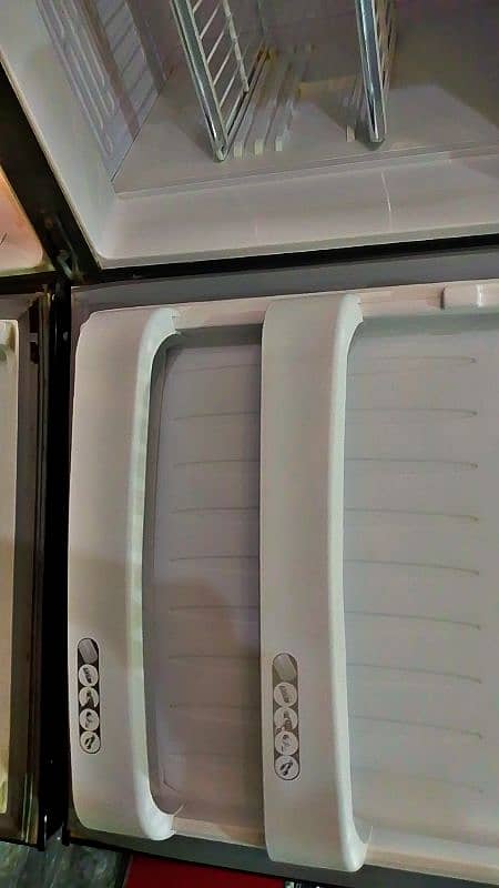 Refrigerator 12 cubic 9