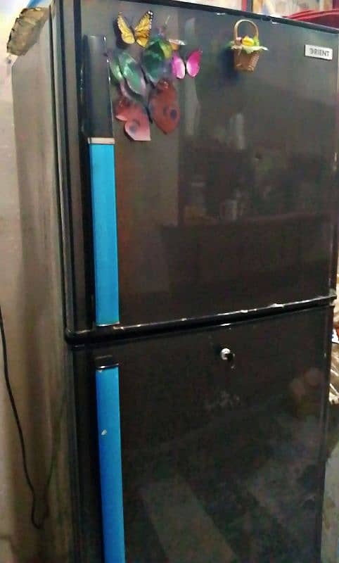 Refrigerator 12 cubic 12