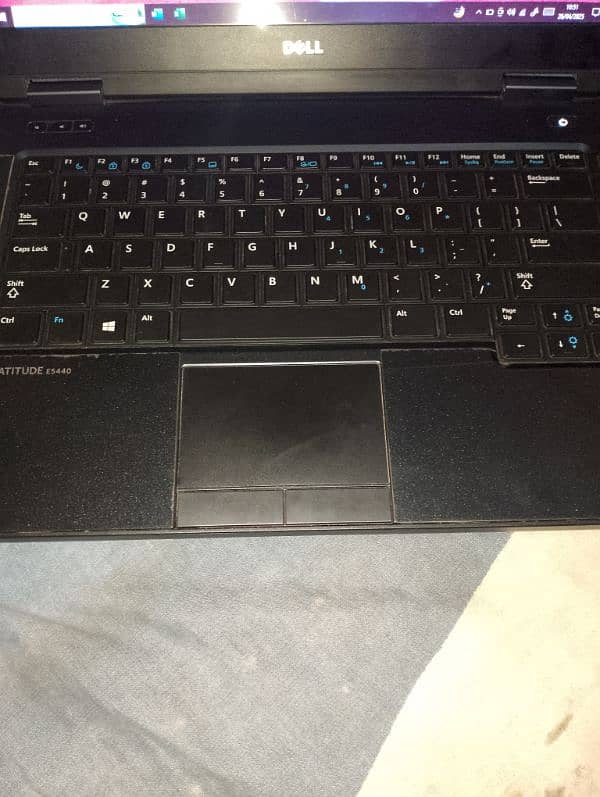 5440 Dell corei5  generation 4th  8GB RAM   320GB HDD 3