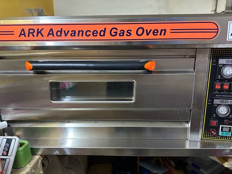 ARK Deck Oven like new 125000 4