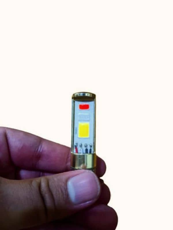 MULTI COLOUR LED BULB 8