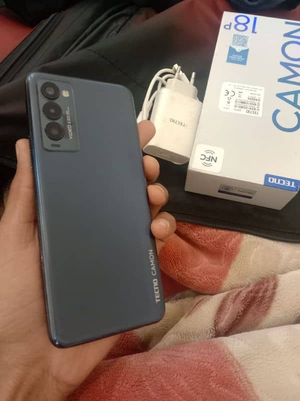 tecno sparck 18p 8+5/128 0