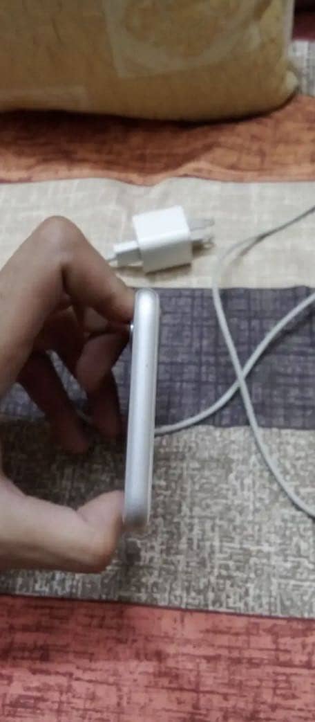iPhone 6s Pta approved with box 4