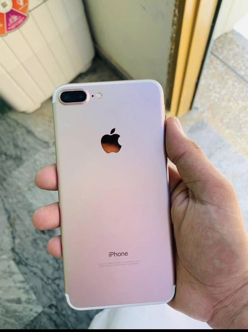 iPhone 7 Plus 0