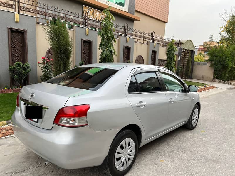 Toyota Belta 1.3 2006 import 2011 1