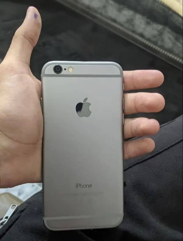 I phone 6 (100% battery health) non pta 0