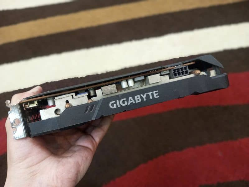 Gigabyte RX 5500xt 8gb GPU AMD Radeon 4