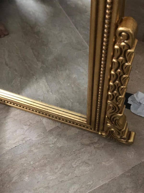 Hanging and standing mirror 0