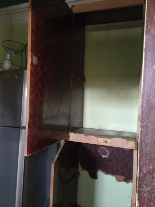 cabinet 4