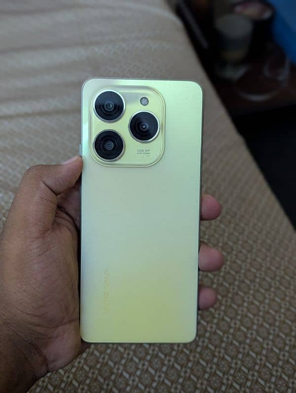 Tecno spark 20pro 8/256 10/9.5 condition 7 months warranty 3