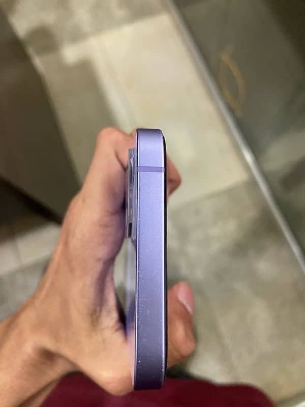 iphone 12jv 3