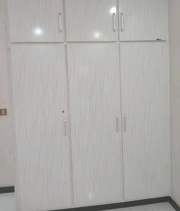 Get Your Hands On Upper Portion In Allama Iqbal Town Best Area 12