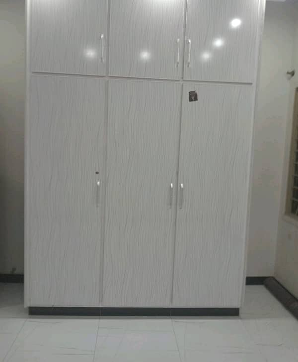 Get Your Hands On Upper Portion In Allama Iqbal Town Best Area 16