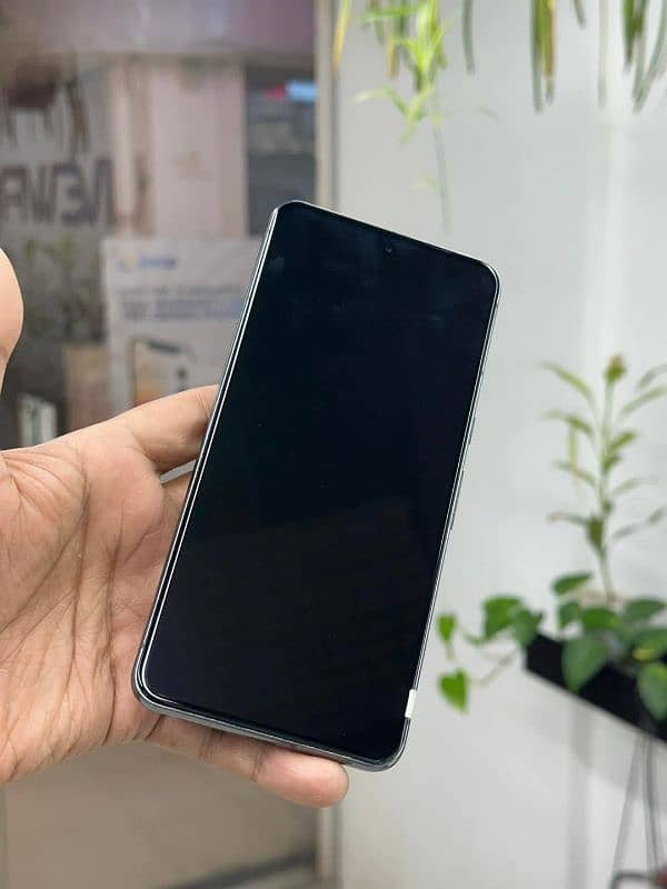Google Pixel 8 Pro 1TB Storage 1