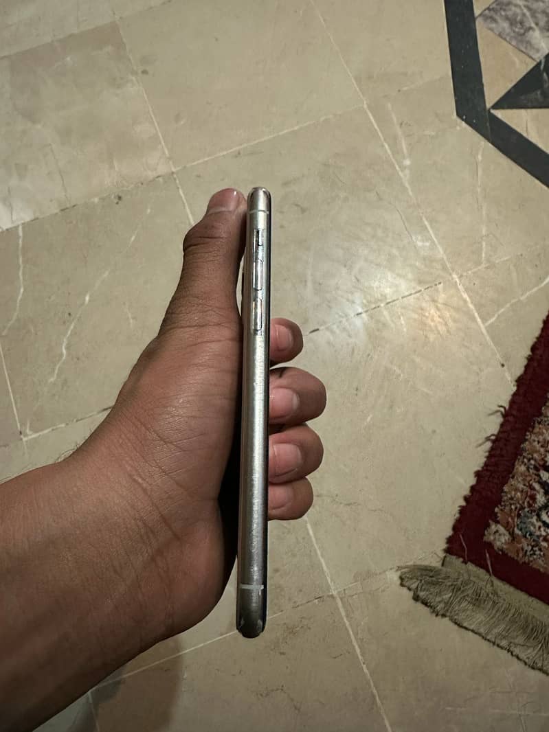 11 pro 256 gb 10 by 10 condition 0