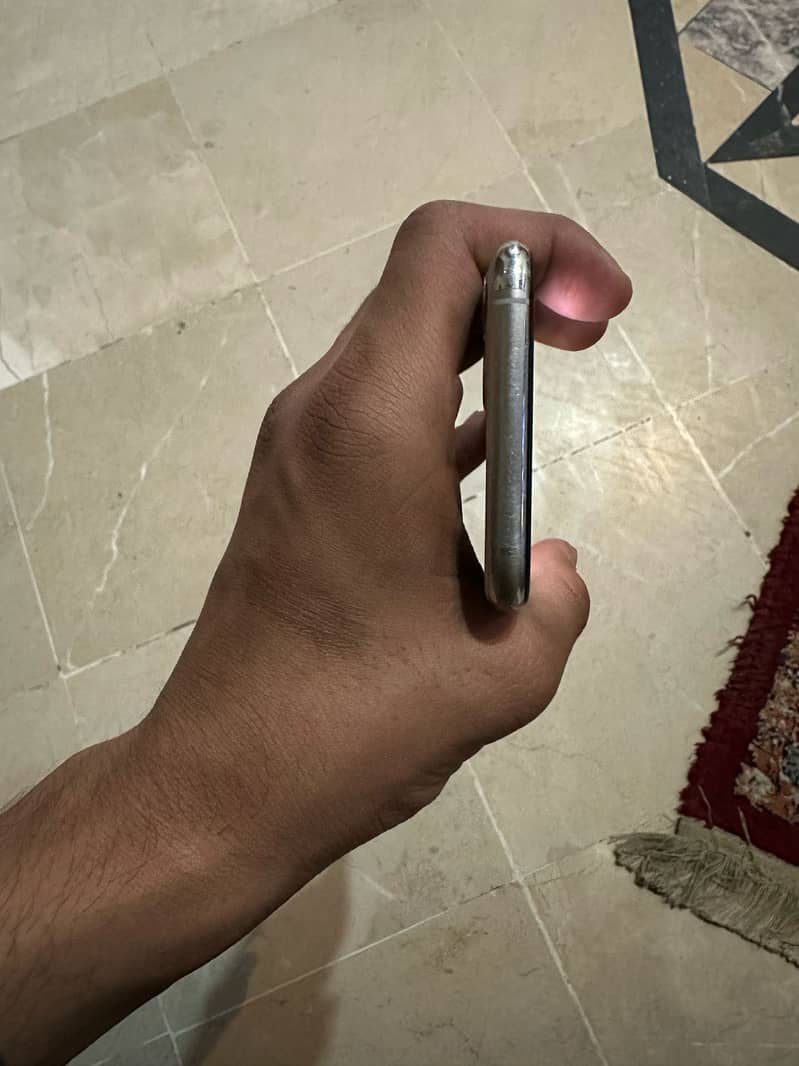 11 pro 256 gb 10 by 10 condition 5