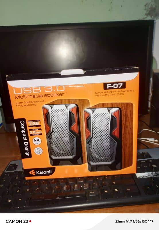 core i5 2nd  128ssd. 258hdd. 4 jb ram 0