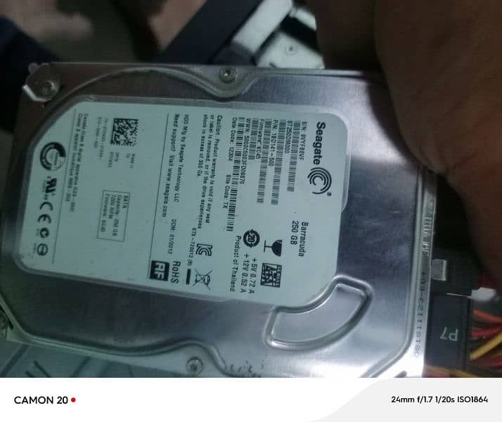core i5 2nd  128ssd. 258hdd. 4 jb ram 2