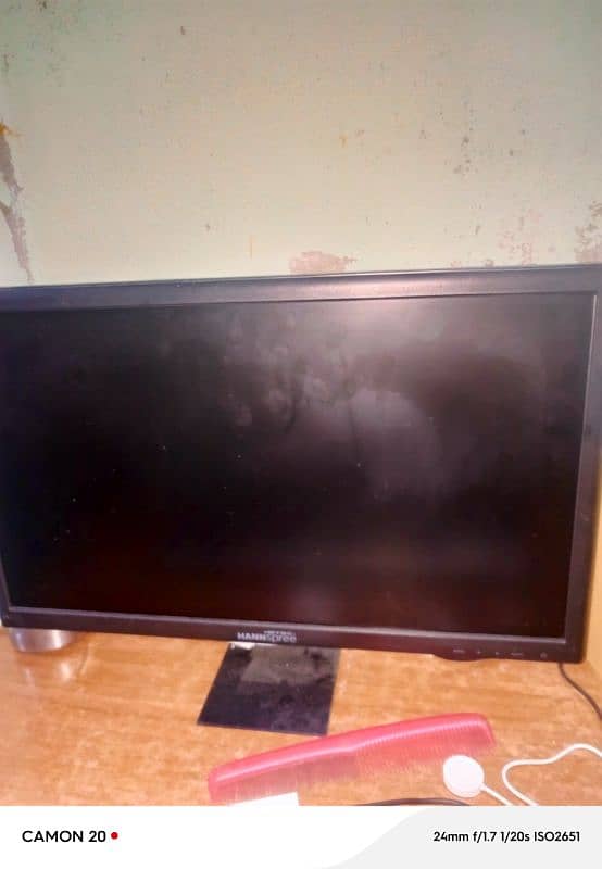 core i5 2nd  128ssd. 258hdd. 4 jb ram 7