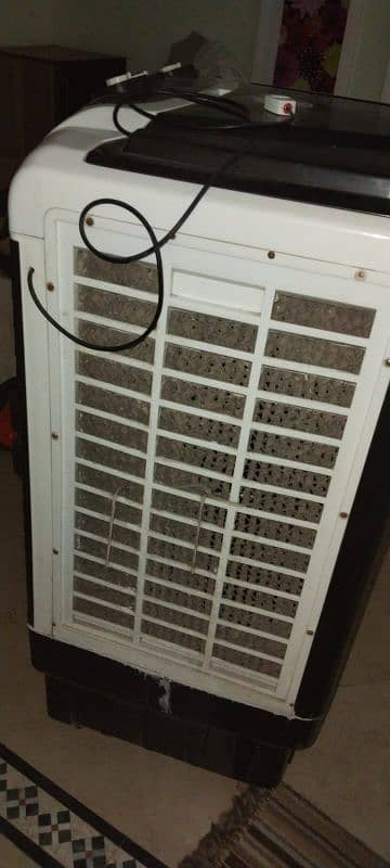 super asia new room coller 10 by 10 condition 3