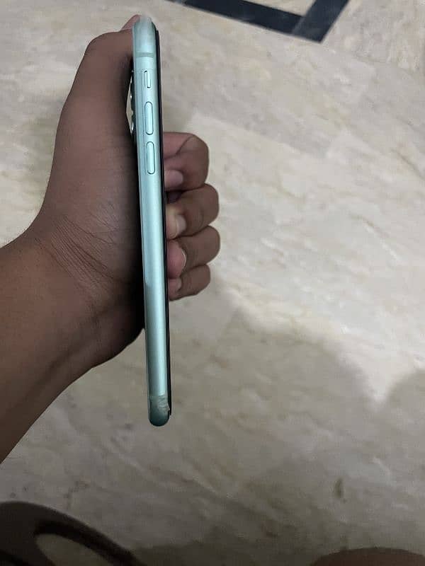 iPhone 11 128gb 3