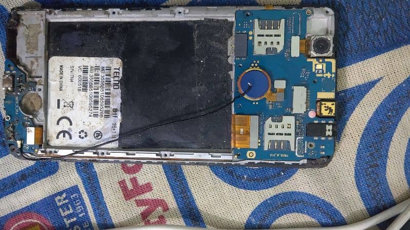 Tecno pop 2f part's 2