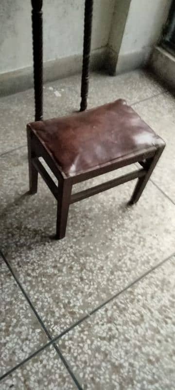 old pure shesham wood chairs, cabinets, dressing table and decoration 7