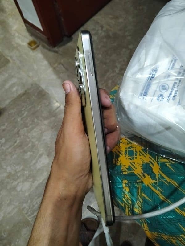 Infinix Hot 40 3