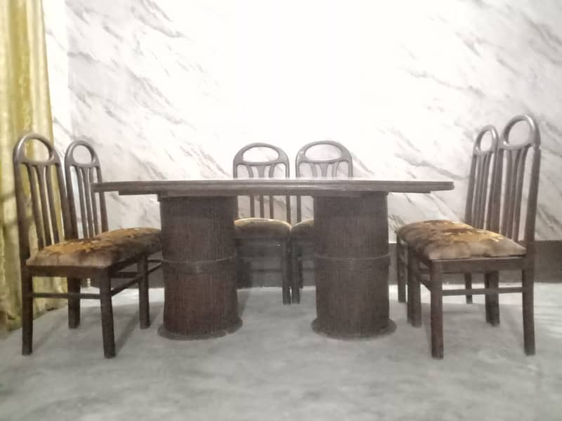 Dining Table with 6 chairs 1