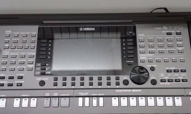 yamaha psr s770 piano lcd show nahen hoti baki keyboard on hai ok hai 0