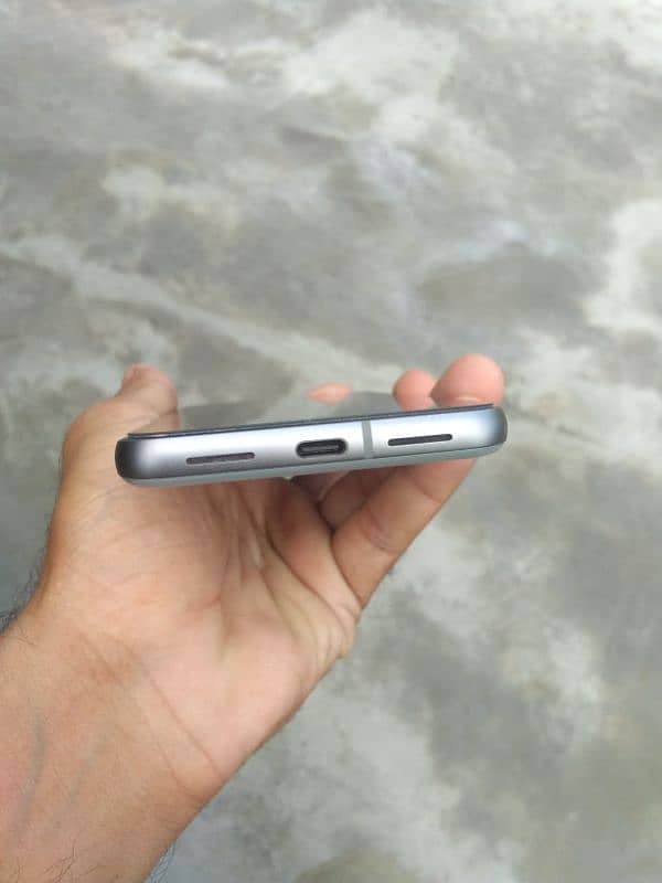 Google Pixel 8.8 Gb Ram 256 GB ROM Dual Approved 6