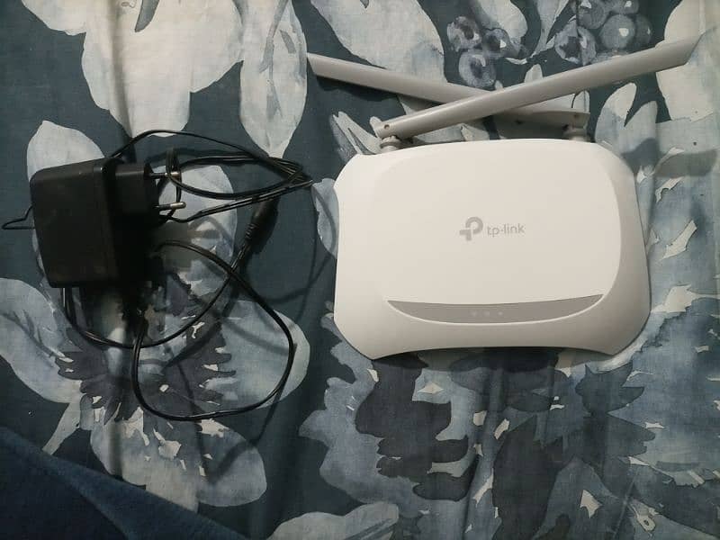 TP-Link Router 0
