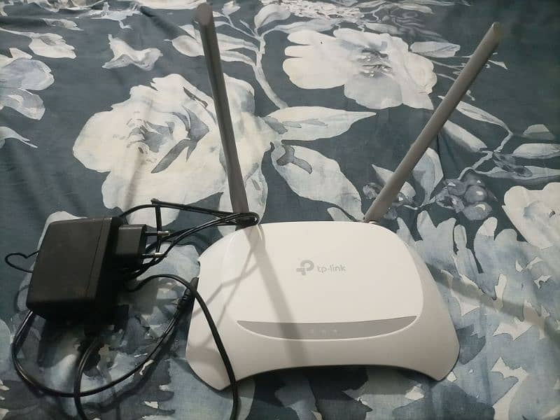 TP-Link Router 1