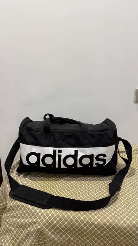 Adidas Gym bag small 0