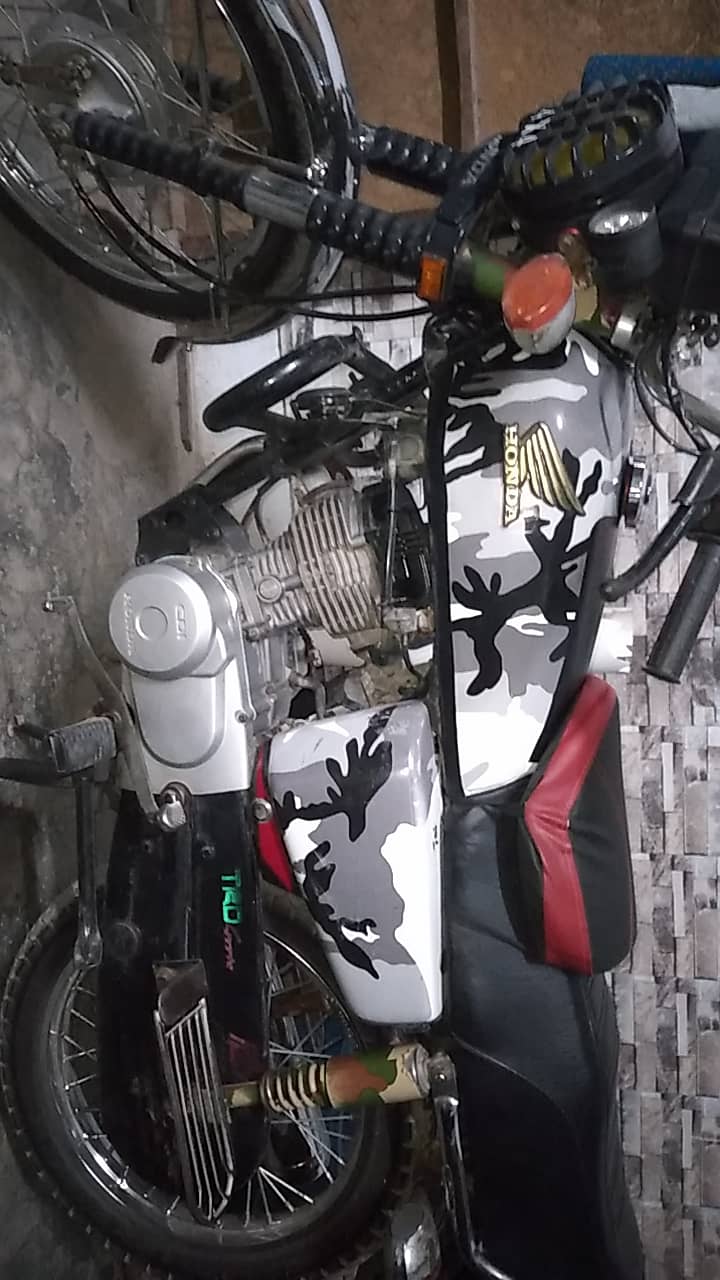 Honda CG 125 2015 1