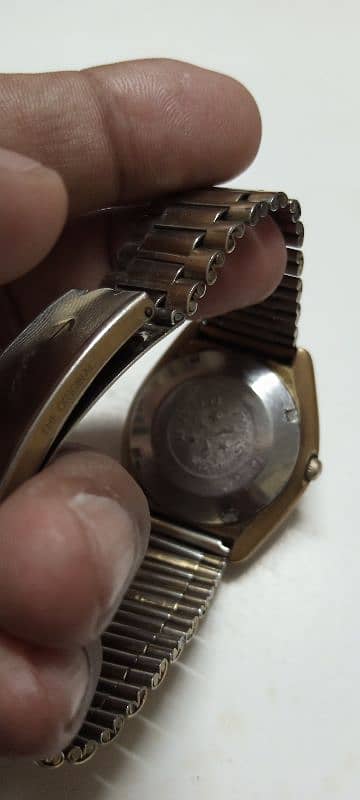 Gucci , Rado , Diesel , Camy Ladies , Camel Trophy Watches 15