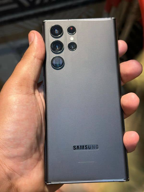 Samsung s22 ultra Approve with box 0