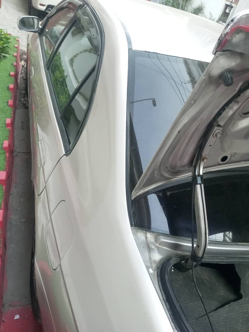 Honda Civic EXi 2004 6