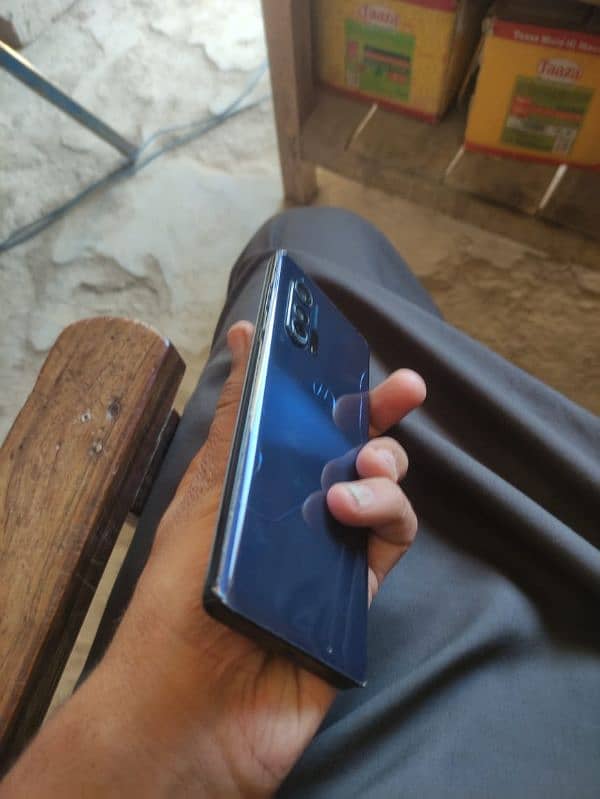moto edge plus 12/256 pta official back crack just 3
