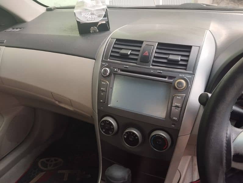 Toyota Corolla Altis 2013 5