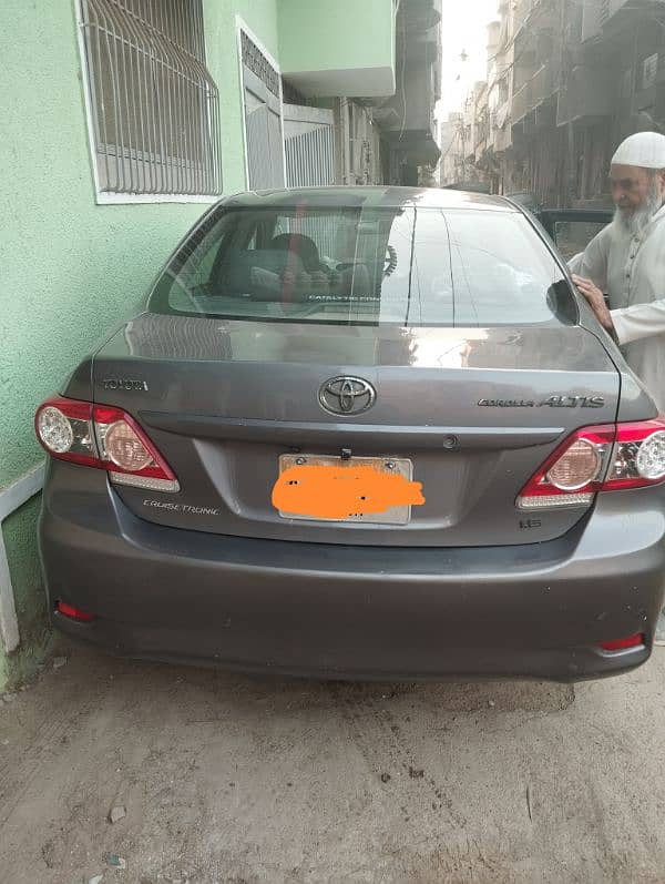 Toyota Corolla Altis 2013 8