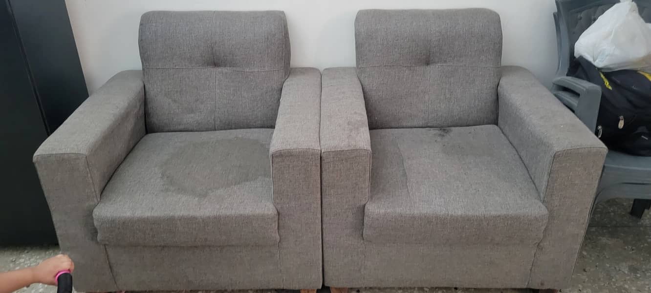 5-Seater Sofa Set | Gently Used | Excellent Condition 3