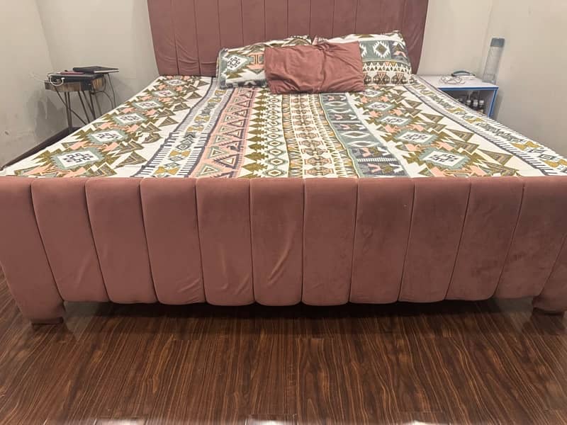 Wooden Poshish Queen Size Bed For Urgent Sale 2