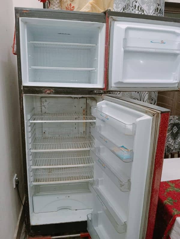 fridge 0